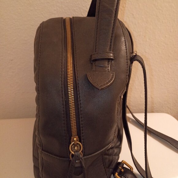 Authentic Gucci GG Marmont Quilted Black Leather Backpack - Picture 2 of 7